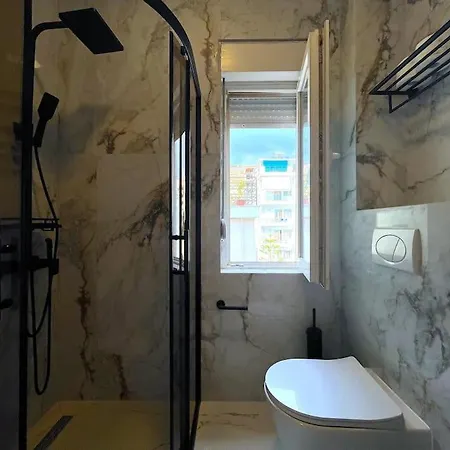 Pebble Penthouse With Sea View ساراندا